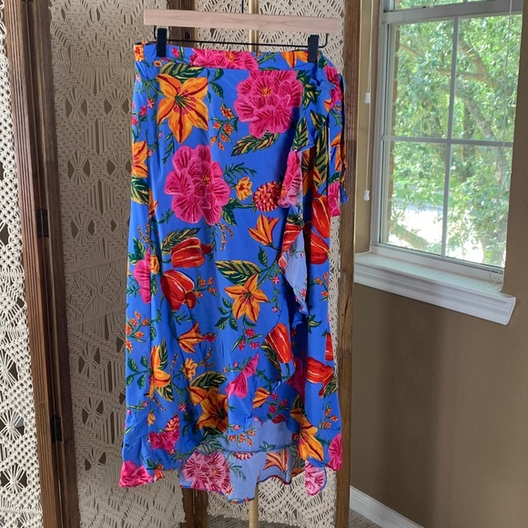 Cynthia Rowley Tropical Hibiscus Wrap Skirt Sarong Women's Size‎ Large new tags - Picture 1 of 9